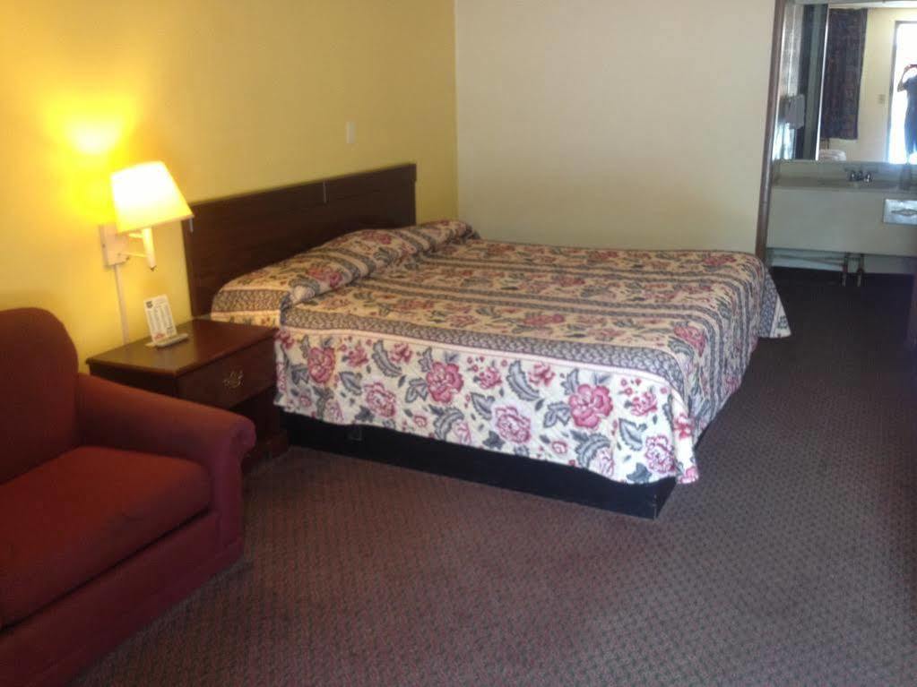Guest Inn Lebanon Ngoại thất bức ảnh